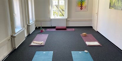 Yogakurs - Mitglied im Yoga-Verband: BdfY (Berufsverband der freien Yogalehrer und Yogatherapeuten e.V.) - Lüneburger Heide - Unsere "gute Stube".  - Yogastuuv