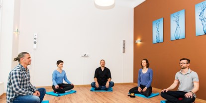 Yogakurs - Kurse mit Förderung durch Krankenkassen - Thüringen Ost - Achtsamkeit und Meditation - Mittelpunkt - Zentrum für Wohlbefinden und Leistungsentfaltung Jena