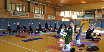 Yogakurs - Kurssprache: Englisch - Eifel - Yoga Kurs für Sportliche in Mettendorf - Karuna Yoga