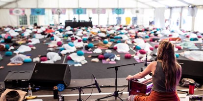 Yogakurs - gesprochene Sprache(n): Englisch - Xperience Festival