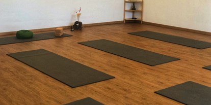 Yogakurs - vorhandenes Yogazubehör: Yogamatten - Thüringen Ost - yoga momente / Annekatrin Borst