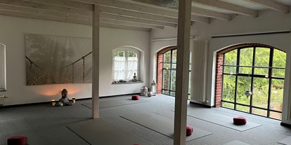 Yogakurs - vorhandenes Yogazubehör: Yogagurte - Münsterland - Adventsyoga 2023