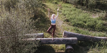 Yogakurs - Erreichbarkeit: gut mit der Bahn - Salzburg - Flow mit Julia - Flow mit Julia - Vinyasa Flow Yoga