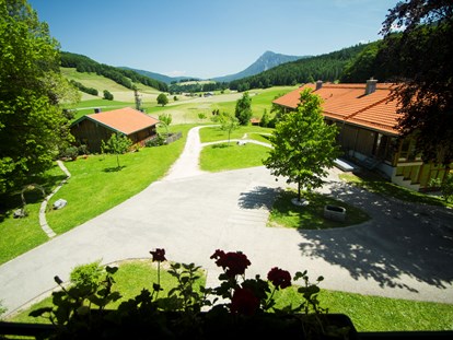 Yogakurs - Ambiente der Unterkunft: Große Räumlichkeiten - Yoga & Detox Delight im Labenbachhof bei Ruhpolding