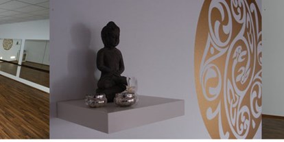 Yogakurs - vorhandenes Yogazubehör: Sitz- / Meditationskissen - Binnenland - Andrea Wirth - TriYoga® Flow. Achtsamkeit. Resilienz in Scharbeutz