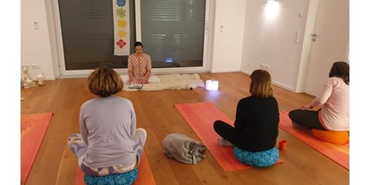 Yogakurs - geeignet für: Fortgeschrittene Yogis - Deutschland - Yoga bei und nach Krebs - Schnupper-Workshop Böblingen Mai 2024