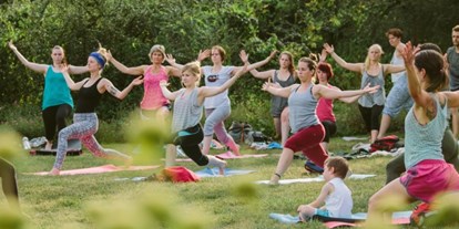 Yogakurs - Yogastil: Power-Yoga - Erfurt - YOGA im PARK 
Luisenpark Erfurt - YOGA RAUM -Andrea Stern