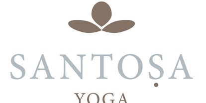 Yogakurs - Ambiente: Große Räumlichkeiten - Taufkirchen (Landkreis München) - Santosa Yoga - Das Yogastudio in München Giesing - Santosa Yoga