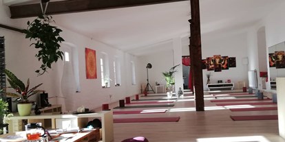 Yogakurs - Ausstattung: Dusche - Zülpich - Sevil-Anne Zeller   namaste Yoga Loft