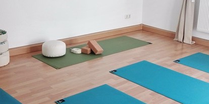 Yogakurs - Kurssprache: Deutsch - Wiesbaden Naurod - Yoga-Raum - einfach Yoga