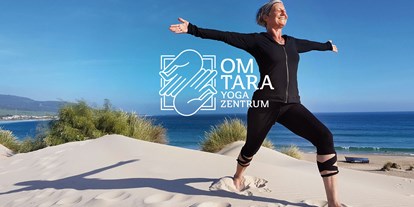 Yogakurs - vorhandenes Yogazubehör: Decken - Marktbreit - Sylvia Asmodena Kurtar