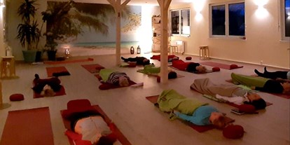 Yogakurs - Ambiente: Gemütlich - Sachsen - Yoga Evolution Evelin Ball