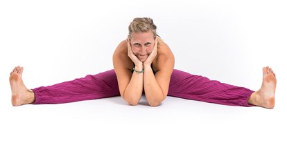 Yogakurs - geeignet für: Ältere Menschen - Darmstadt - Amara Yoga
