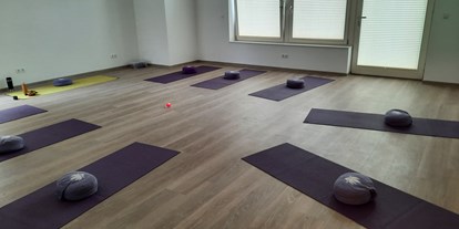Yogakurs - Art der Yogakurse: Offene Kurse (Einstieg jederzeit möglich) - Ruhrgebiet - Manohari Yoga