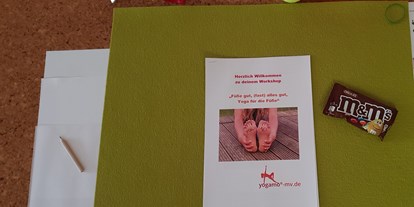 Yogakurs - Yogastil: Vini Yoga - Schwaan - Yoga für die Füße - Monique Albrecht, Yogamo
