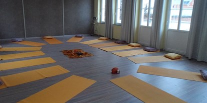 Yogakurs - Ausstattung: Umkleide - Chemnitz Kaßberg - Steffi Hübl - Yogaschule Lebensbaum