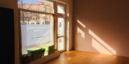 Yogakurs - geeignet für: Frisch gebackene Mütter - Berlin-Stadt Prenzlauer Berg - Studio 108 Judith Mateffy
