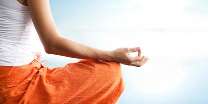 Yogakurs - spezielle Yogaangebote: Yogatherapie - Ruhrgebiet - Jutta Issler - MedicSpa Düsseldorf