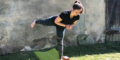 Yogakurs - Mitglied im Yoga-Verband: BDYoga (Berufsverband der Yogalehrenden in Deutschland e.V.) - Saarbrücken - Lena Katharina