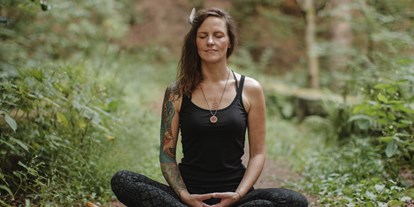 Yogakurs - Art der Yogakurse: Offene Kurse (Einstieg jederzeit möglich) - Sächsische Schweiz - Sanfte Kriegerin - Yvonne Sanders