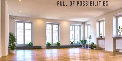 Yogakurs - Ambiente: Kleine Räumlichkeiten - Augsburg - Studio - LOFT - COACHING | BREATHWORK | YOGA