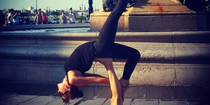 Yogakurs - Ausstattung: Sitzecke - Niedersachsen - Acro-Yoga - Anne Lorenz @Bewegungsraum