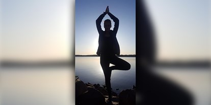 Yogakurs - Yogastil: Vinyasa Flow - Yoga in der Natur - was kann es Schöneres geben!  - Online Trainer Lizenz - Ausbildung zum/r Yogalehrer/in