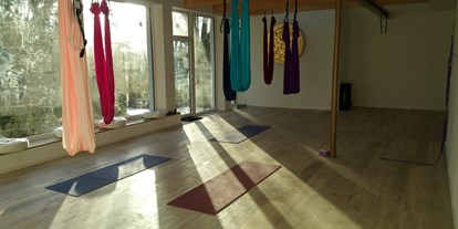 Yogakurs - Ausstattung: Umkleide - Bad Salzdetfurth - YogaLution Akademie