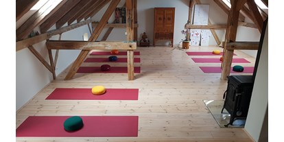 Yogakurs - spezielle Yogaangebote: Meditationskurse - Brandenburg - Imke Bona - Körperglück mit Yoga und Cantienica®