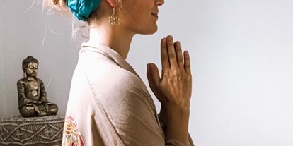 Yogakurs - spezielle Yogaangebote: Einzelstunden / Personal Yoga - Franken - Yin Yoga - Ayouma