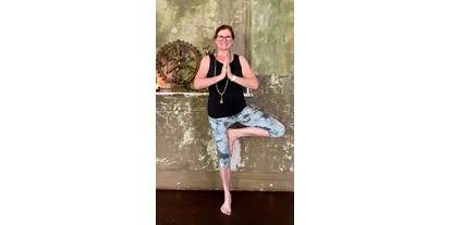 Yogakurs - Erreichbarkeit: gut mit dem Auto - Hessen - Namaste - ich freue mich auf Dich 🙏🏼🧘‍♀️🤩 -  YuttaYoga Anusara Elements Yoga, Pränatal Yoga