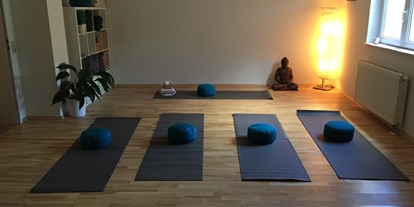 Yogakurs - Art der Yogakurse: Geschlossene Kurse (kein späterer Einstieg möglich) - Fronreute - Das Namasté Yoga-Studio - Namasté Yoga-Studio