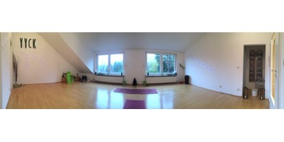 Yogakurs - Erreichbarkeit: gut zu Fuß - Hessen Süd - YYCK- Yin Yoga Circle Kronberg