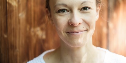 Yogakurs - Kurse für bestimmte Zielgruppen: Kurse nur für Frauen - Berlin-Stadt Zehlendorf - Daniela Koll
