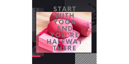 Yogakurs - vorhandenes Yogazubehör: Yogablöcke - Budenheim - Hallo, finde heraus wie gut Dir Yoga tut. Yoga wirkt! Versprochen.
Einzelunterricht, als Paar oder zu Dritt... als Geschenk für Deine Liebsten🧘🏻‍♀️ oder nur für Dich. 
Bis bald auf der Matte, Deine Anja - AnjaYoga Wiesbaden
