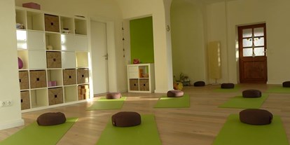 Yogakurs - Kahl am Main - (c) Ananda Yoga - http://www.anandayoga-hanau.de - Ananda Yoga