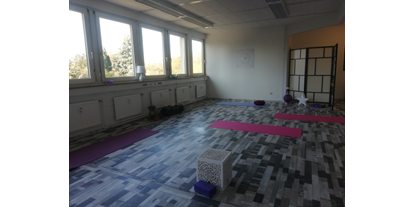 Yogakurs - Zertifizierung: 500 UE Yogalehrer Basic BDY  - Hessen Nord - Yoga & Pilates Studio