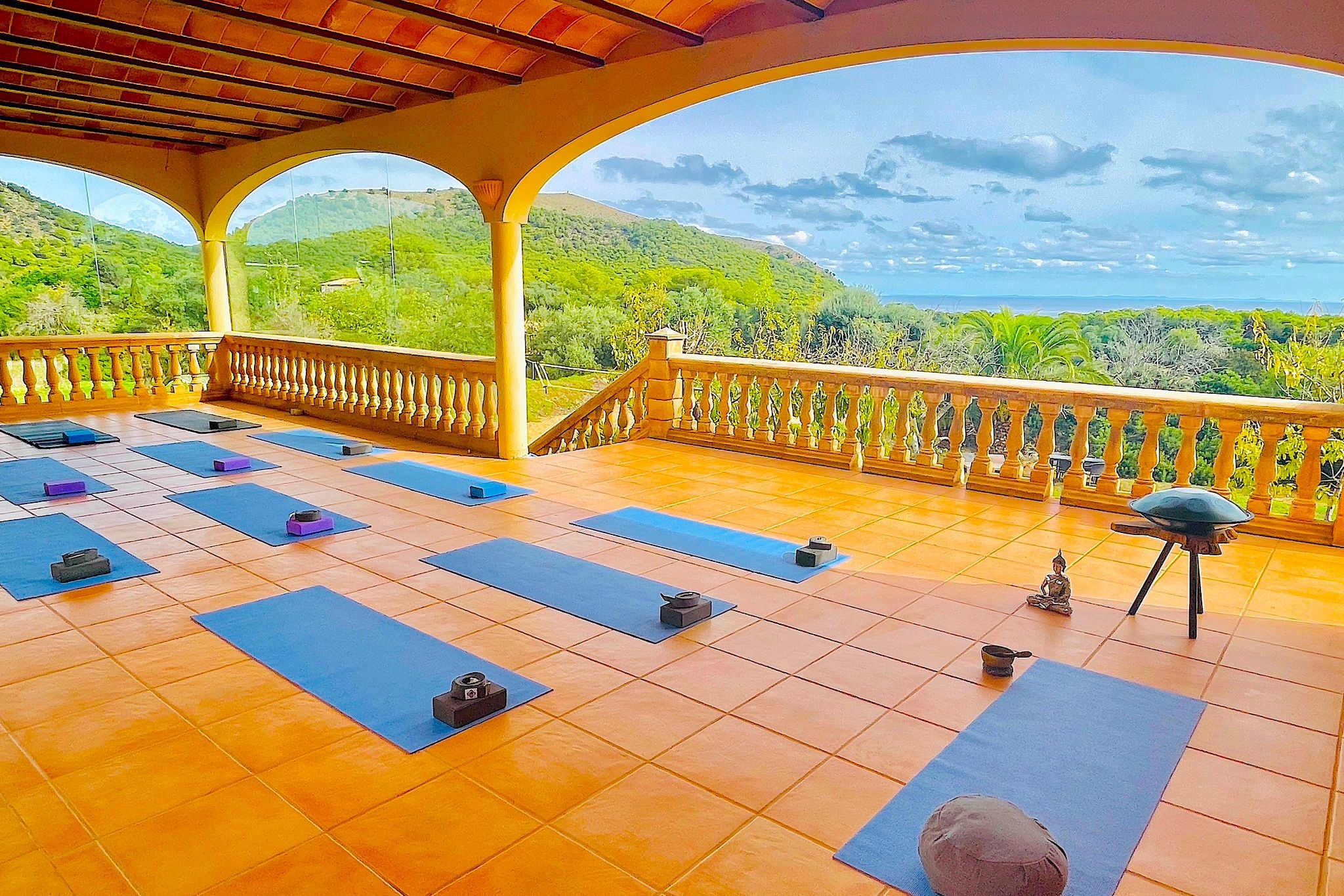 Neue Yoga-Retreats 2025 von YOGA I ART I TRAVEL  - FindeDeinYoga.org