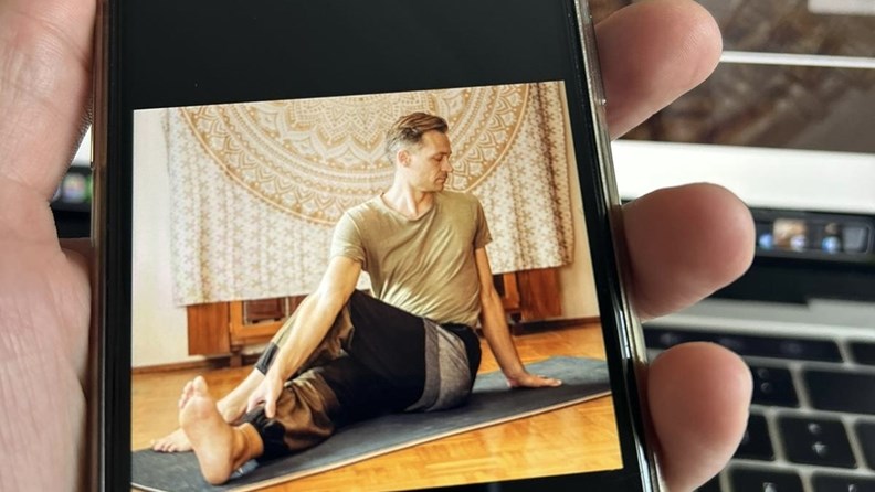 Video analysis of your yoga practice  - FindeDeinYoga.org
