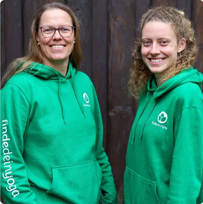 findedeinyoga Team: Anke und Lina 