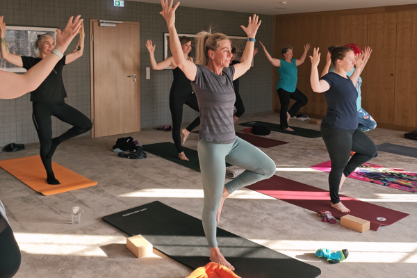 Retiro de yoga "Fuente de Paz" en Sayda, en los Montes Metálicos. - Yoga bei HANSinForm - Nadine Hans