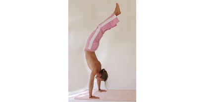 Yoga course - geeignet für: Schwangere - Region Hausruck - Lichtzentrum Christo-Adityah Nama El'Sharan