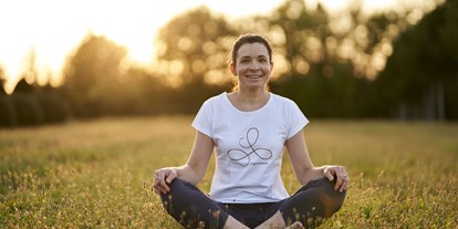 Yogakurs - Ambiente: Gemütlich - Viernheim - Zeit für dich mit Yoga & Achtsamkeit
