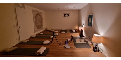 Yoga course - Kurssprache: Englisch - Köln, Bonn, Eifel ... - Kundalini Yoga und Breathwalk in Dormagen