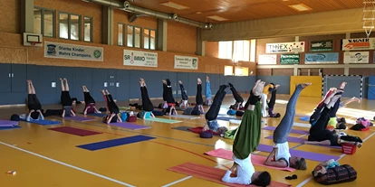 Yogakurs - Kurse für bestimmte Zielgruppen: Kurse für Unternehmen - Messerich - Yoga Kurs für Sportliche in Mettendorf - Karuna Yoga