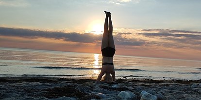 Yogakurs - Ambiente: Kleine Räumlichkeiten - Binnenland - Hatha Yoga und Yin Yoga 