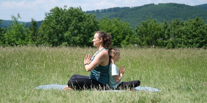 Yogakurs - Ambiente: Große Räumlichkeiten - Weinviertel - Wirbelwind Yoga für Mamas & Kinder