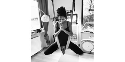 Yoga course - Mitglied im Yoga-Verband: BYV (Der Berufsverband der Yoga Vidya Lehrer/innen) - Hamburg-Stadt Winterhude - Sanfte Einführung in Yoga