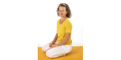 Yoga course - vorhandenes Yogazubehör: Sitz- / Meditationskissen - Brandenburg Süd - Ich begleite dich gern - Yoga für Schwangere, Mama Baby Yoga