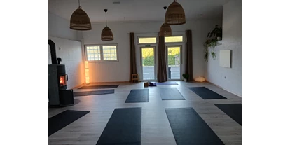 Yoga course - Ambiente: Kleine Räumlichkeiten - Würzburg Heidingsfeld - Yogawerkstatt